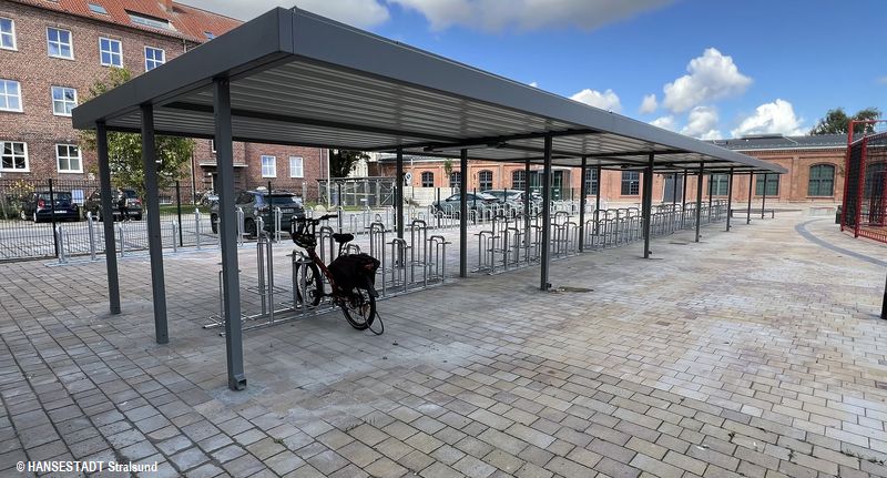Fahrradständer soweit das Auge reicht